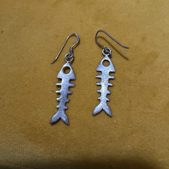 Jewelry - 🐟STERLING fishbone earrings🐟